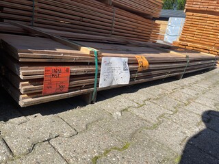 Ca. 44x Douglas Zweeds Rabat, 21x190mm, lengte 300cm